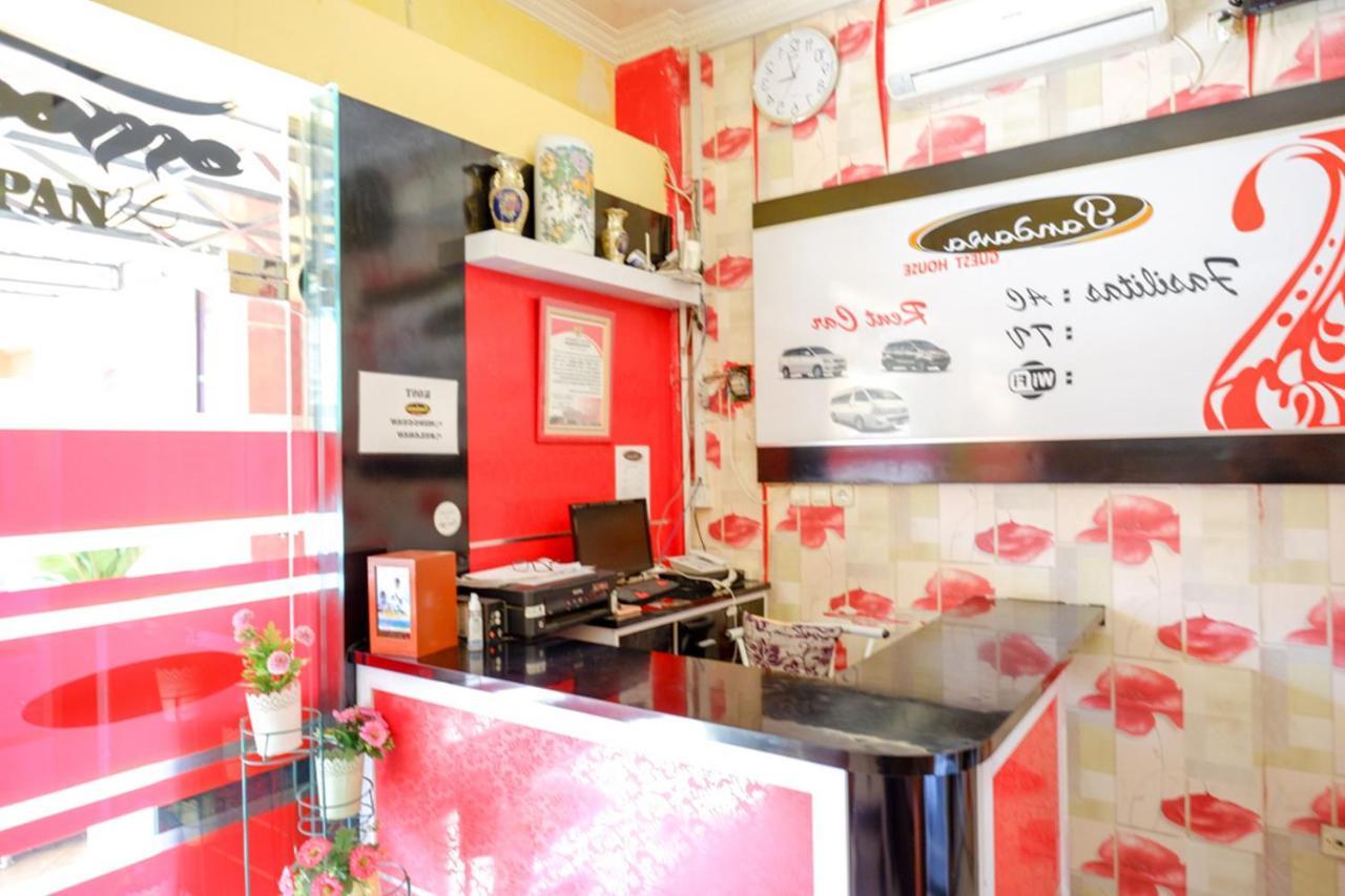 Pandawa Guest House At Ngaliyan Square Mitra Reddoorz Семаранг Екстериор снимка