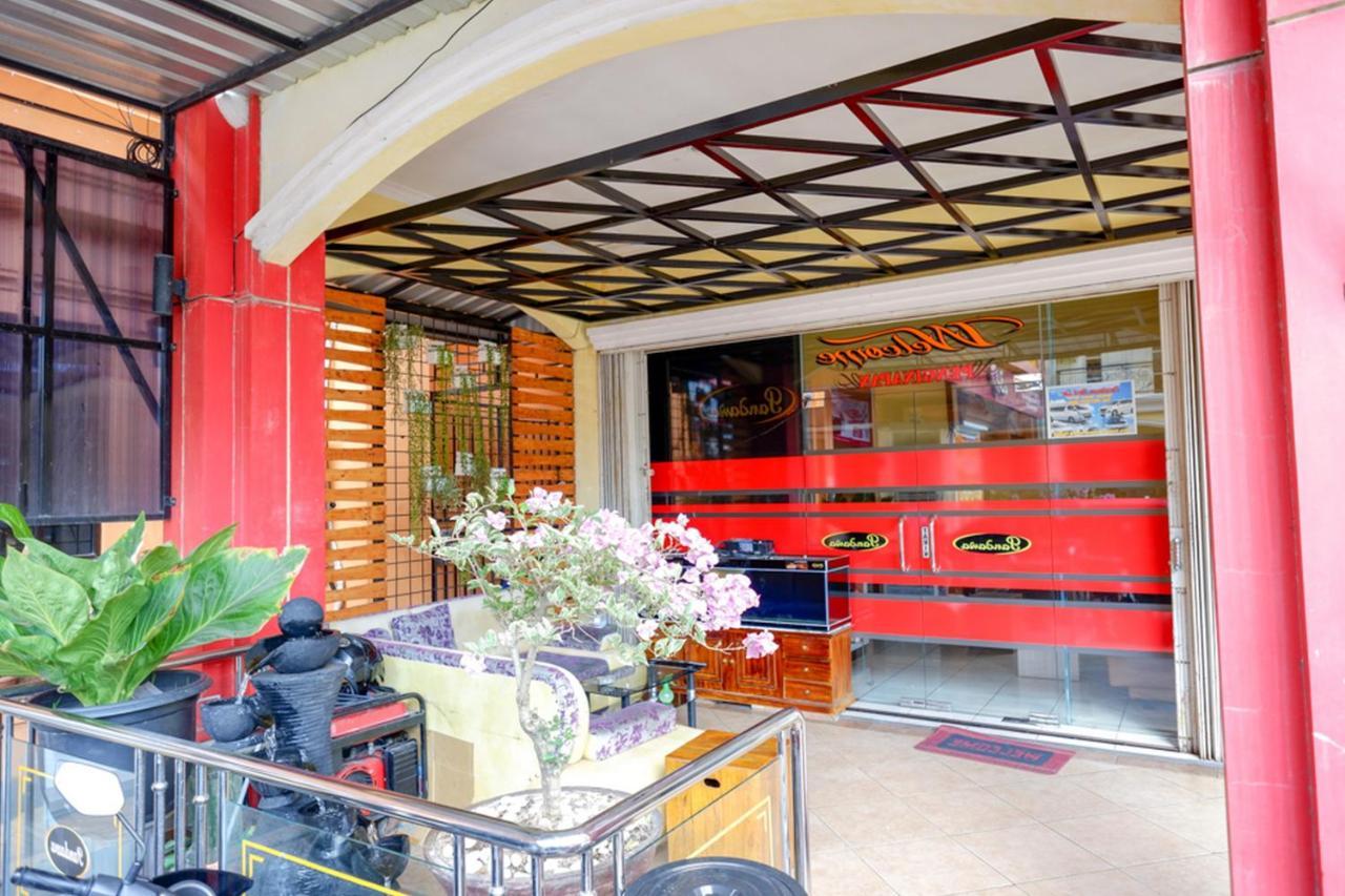 Pandawa Guest House At Ngaliyan Square Mitra Reddoorz Семаранг Екстериор снимка
